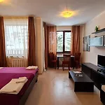 Gardens Apart-hotel *